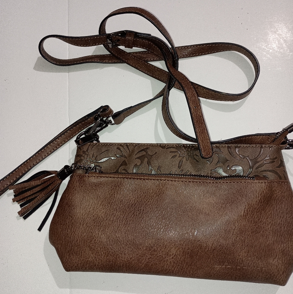 lCrossbody Bag with Floral Accents